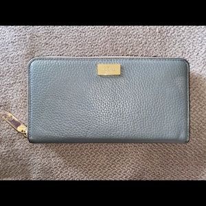 Kate Spade Gray Multi-Compartment Wallet